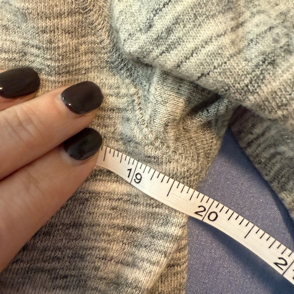 GAP Gray Sweatshirt with Silver Stripes - Picture 5 of 6